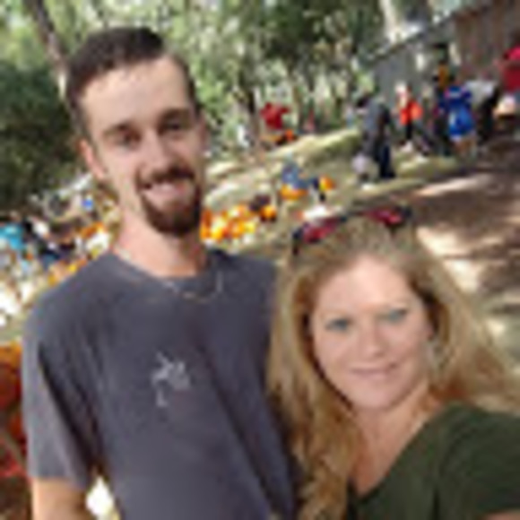 Meet your Posher, Stephanie - Picture 1 of 1